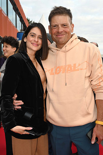 Jan Ullrich mit Freundin Elizabeth Napoles   Film-Premiere "Klammer - Chasing the Line" im Cineplexx Kino in Villach (K&auml;rnten, &Ouml;sterreich) am 26. Oktober 2021 &copy;Foto: Agentur Schneider-Press/Erwin Schneider